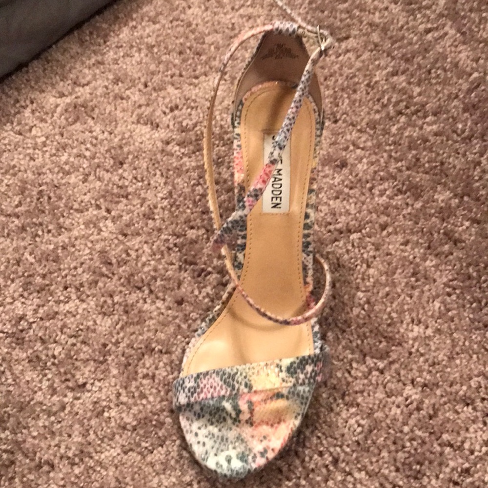 Steve Madden strappy heels